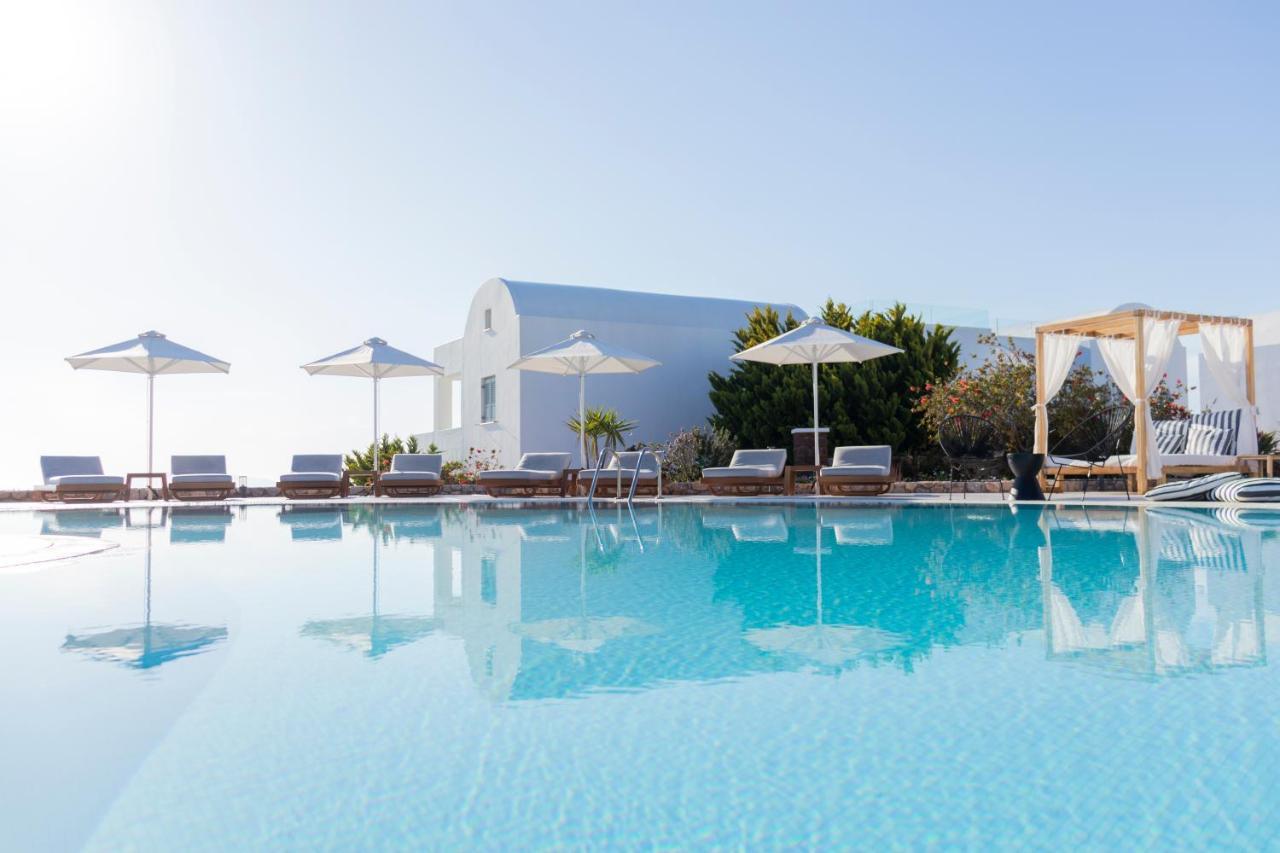 Astro Palace Hotel & Suites Фира Екстериор снимка