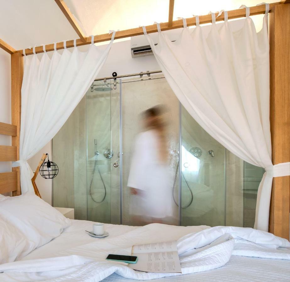 Astro Palace Hotel & Suites Фира Екстериор снимка